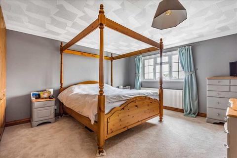 Onsons House Andover Road, Faberstown, Andover, SP11 9PD