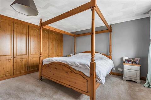 Onsons House Andover Road, Faberstown, Andover, SP11 9PD