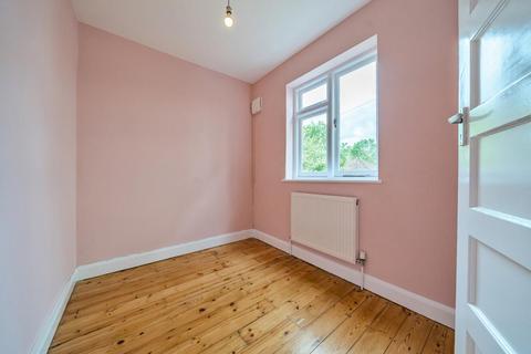 62 Aboyne Drive, London, SW20 0AL
