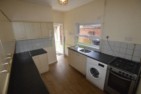 2 bedroom terraced house to rent, Hazel Street, Leicester LE2