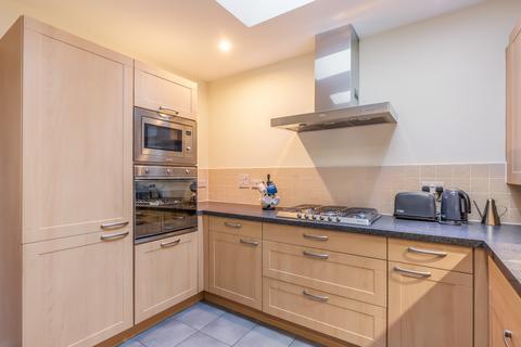 3 bedroom flat to rent, Dirleton Avenue, North Berwick, EH39 4BQ