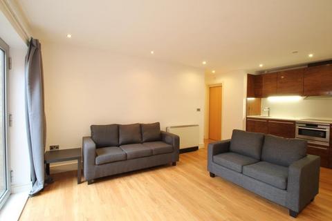 3 bedroom flat to rent, Hanley House, Hanley Street, Nottingham, NG1