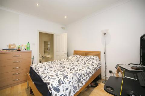 1 bedroom in a house share to rent, Bonny Street, Camden, London