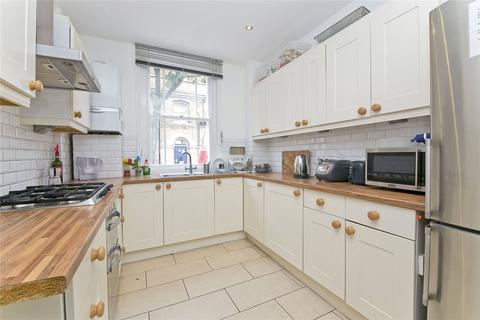 1 bedroom in a house share to rent, Bonny Street, Camden, London