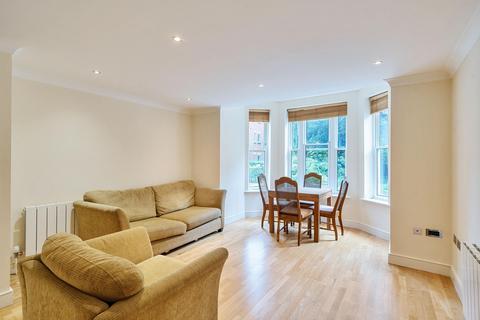 2 bedroom flat for sale, The Hall, Allerton Hill, Leeds LS7