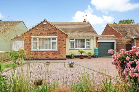 2 bedroom detached bungalow for sale, Oaks Avenue, Herne Bay, CT6