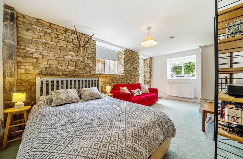 Bedroom/Sitting Room