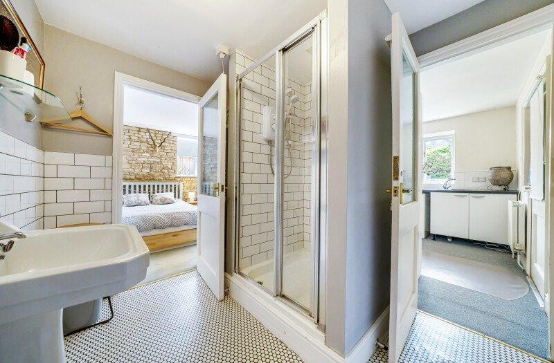 Annexe Bathroom