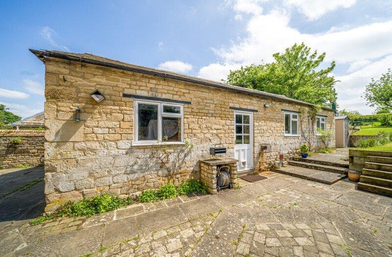 Outbuilding/Annexe