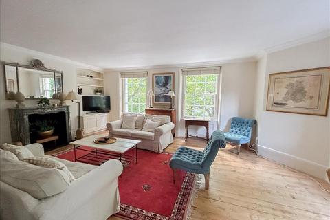 2 bedroom maisonette to rent, Norland Square , Holland Park, London, Royal Borough of Kensington and Chelsea, W11