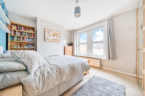81 Ampthill Road, Southampton, SO15 8LN