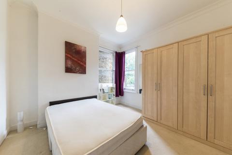 2 bedroom flat to rent, Dartmouth Road, London NW2