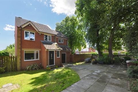 4 bedroom detached house for sale, Laurence Court, Woodlesford, Leeds, West Yorkshire