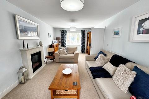 52 Bwlchygwynt, Llanelli, SA15 2AQ