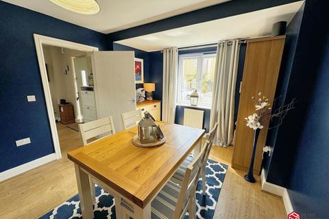 52 Bwlchygwynt, Llanelli, SA15 2AQ