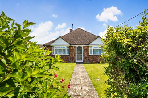2 bedroom bungalow for sale, Folly View Crescent, Faringdon, Oxfordshire, SN7