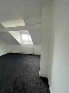 1 bedroom flat to rent, Ombersley Road, Sparkbrook, Birmingham, B12 8UY