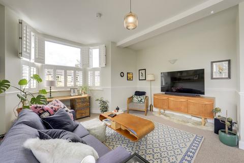 1 bedroom flat for sale, Hither Green Lane, Hither Green, London, SE13