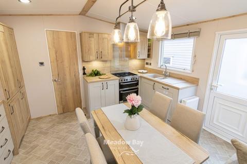 2 bedroom static caravan for sale, Billing Aquadrome Holiday Park