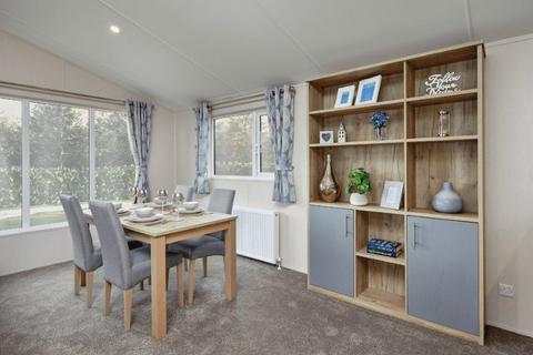 2 bedroom lodge for sale, Billing Aquadrome Holiday Park