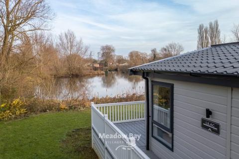 2 bedroom park home for sale, Billing Aquadrome Holiday Park