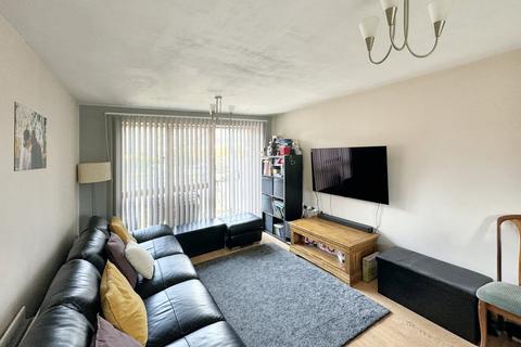 1 bedroom flat for sale, Cuckmere Way, Orpington BR5