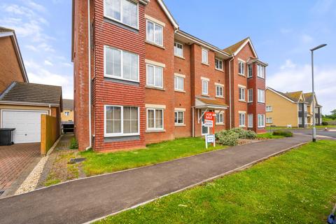 2 bedroom flat for sale, Belton Park Road, Skegness PE25