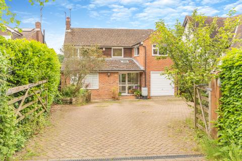 4 bedroom detached house for sale, Ballinger Road, South Heath