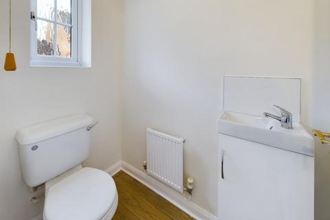 15 Campbell Close, Towcester, NN12 7AW