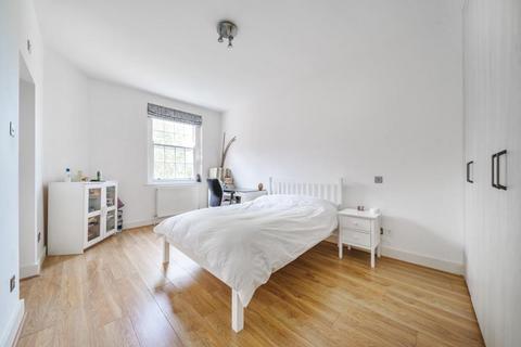 Flat 404, Elm Tree Court Elm Tree Road, London, NW8 9JT