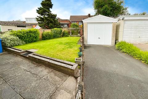 3 bedroom semi-detached bungalow for sale, Sandringham Drive, Milnrow, OL16