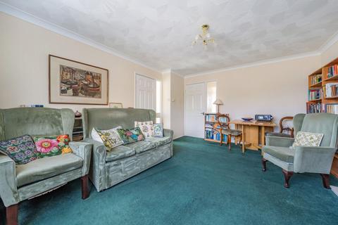 3 Brampton Close, Selsey, Chichester, PO20 0PX