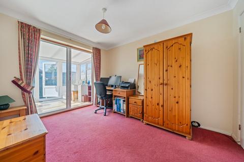 3 Brampton Close, Selsey, Chichester, PO20 0PX