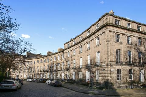 2 bedroom flat to rent - Royal Circus, New Town, Edinburgh, EH3