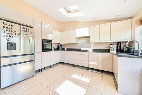 17 Mansfield Road, Basingstoke, RG22 6DX