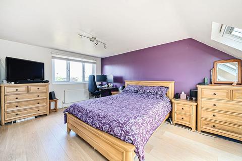 17 Mansfield Road, Basingstoke, RG22 6DX