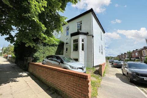 4 bedroom semi-detached house for sale, Monton Green, Monton, M30