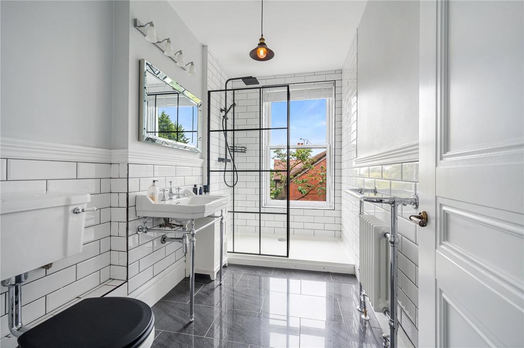 Main Bathroom