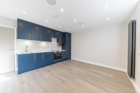 2 bedroom flat to rent, Malvern Road, London NW6