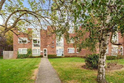 2 bedroom apartment for sale, College Avenue, Harrow, Middlesex