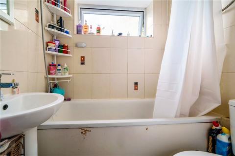 Flat 3, 9 College Avenue, Harrow, HA3 6HP