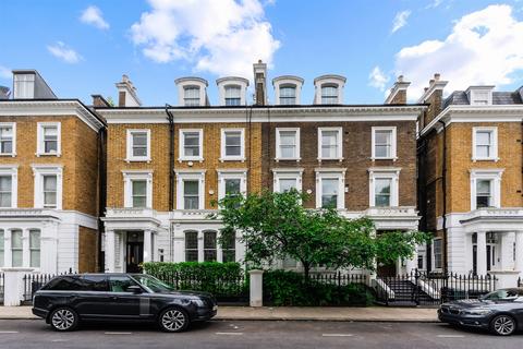 4 bedroom flat to rent, Gledhow Gardens, South Kensington SW5