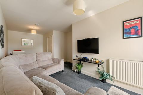 50 Cadet Drive, Shirley, Solihull, B90 2FD