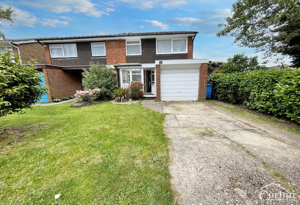 Runnymede Avenue, Bournemouth, Dorset 3 bed semidetached house for