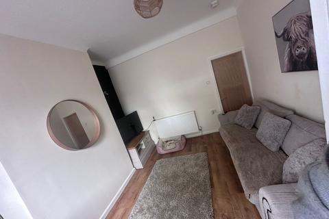 3 bedroom terraced house to rent, 12 Waterton Lane, Mossley, Ashton-under-Lyne, OL5 0LU