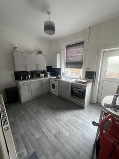 3 bedroom terraced house to rent, 12 Waterton Lane, Mossley, Ashton-under-Lyne, OL5 0LU