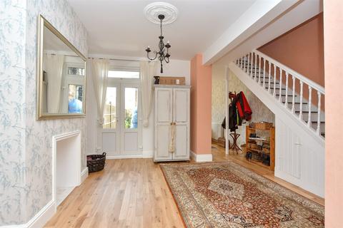 60 Coronation Road, Sheerness, ME12 2QP