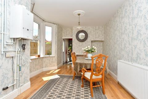 60 Coronation Road, Sheerness, ME12 2QP