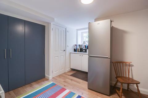 34 Back Lane, Horsforth, Leeds, LS18 4RF