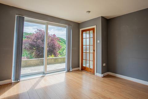 3 bedroom terraced house for sale, Luddenden Lane, Luddendenfoot. Halifax